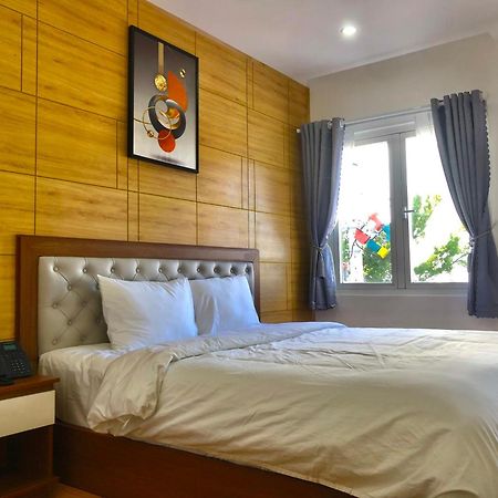 Khach San Xa Nu Hotell Kon Tum Exteriör bild