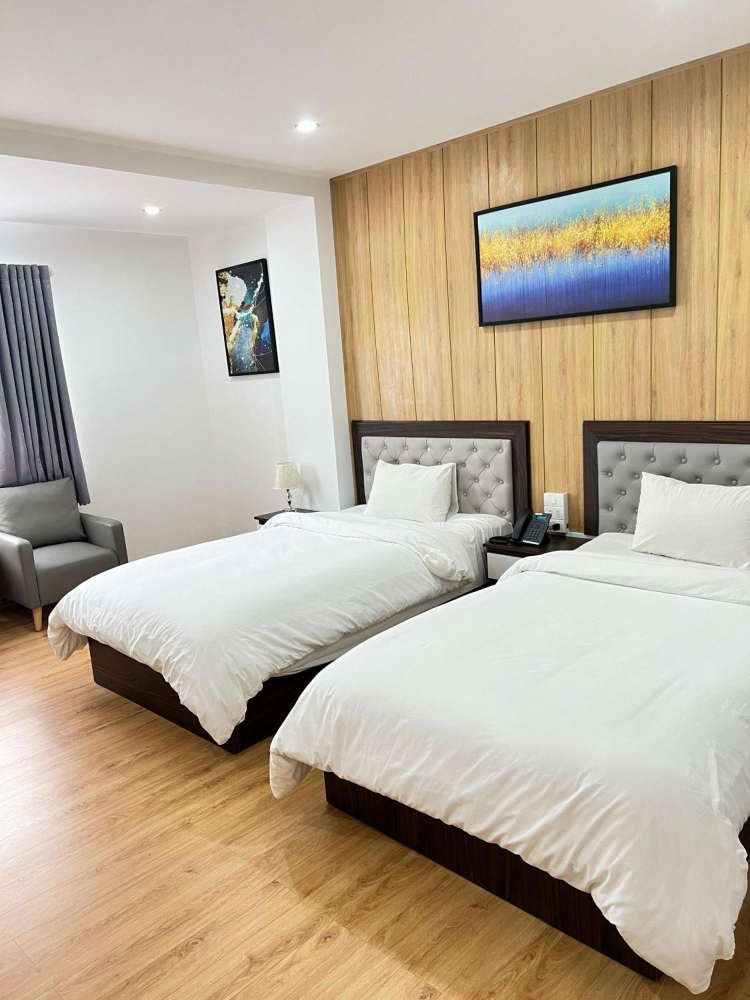 Khach San Xa Nu Hotell Kon Tum Exteriör bild