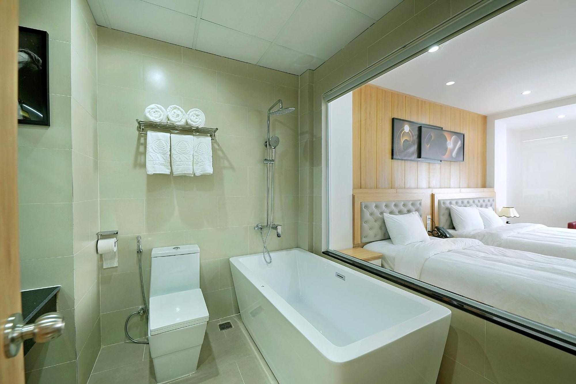 Khach San Xa Nu Hotell Kon Tum Exteriör bild