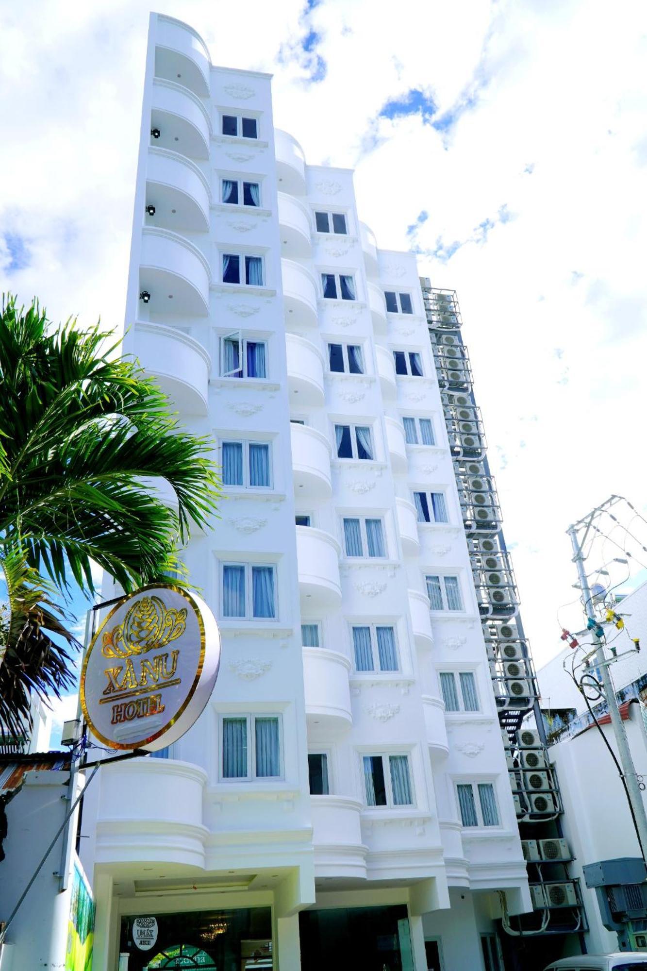 Khach San Xa Nu Hotell Kon Tum Exteriör bild