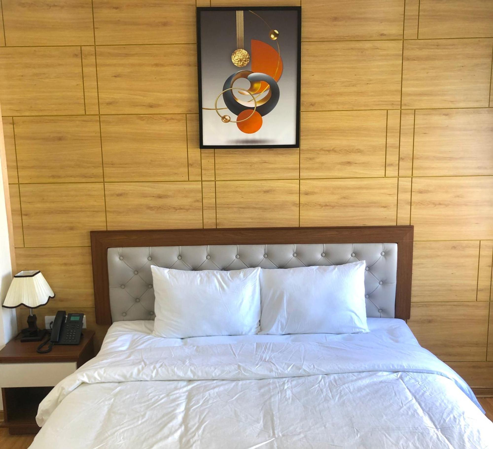 Khach San Xa Nu Hotell Kon Tum Exteriör bild