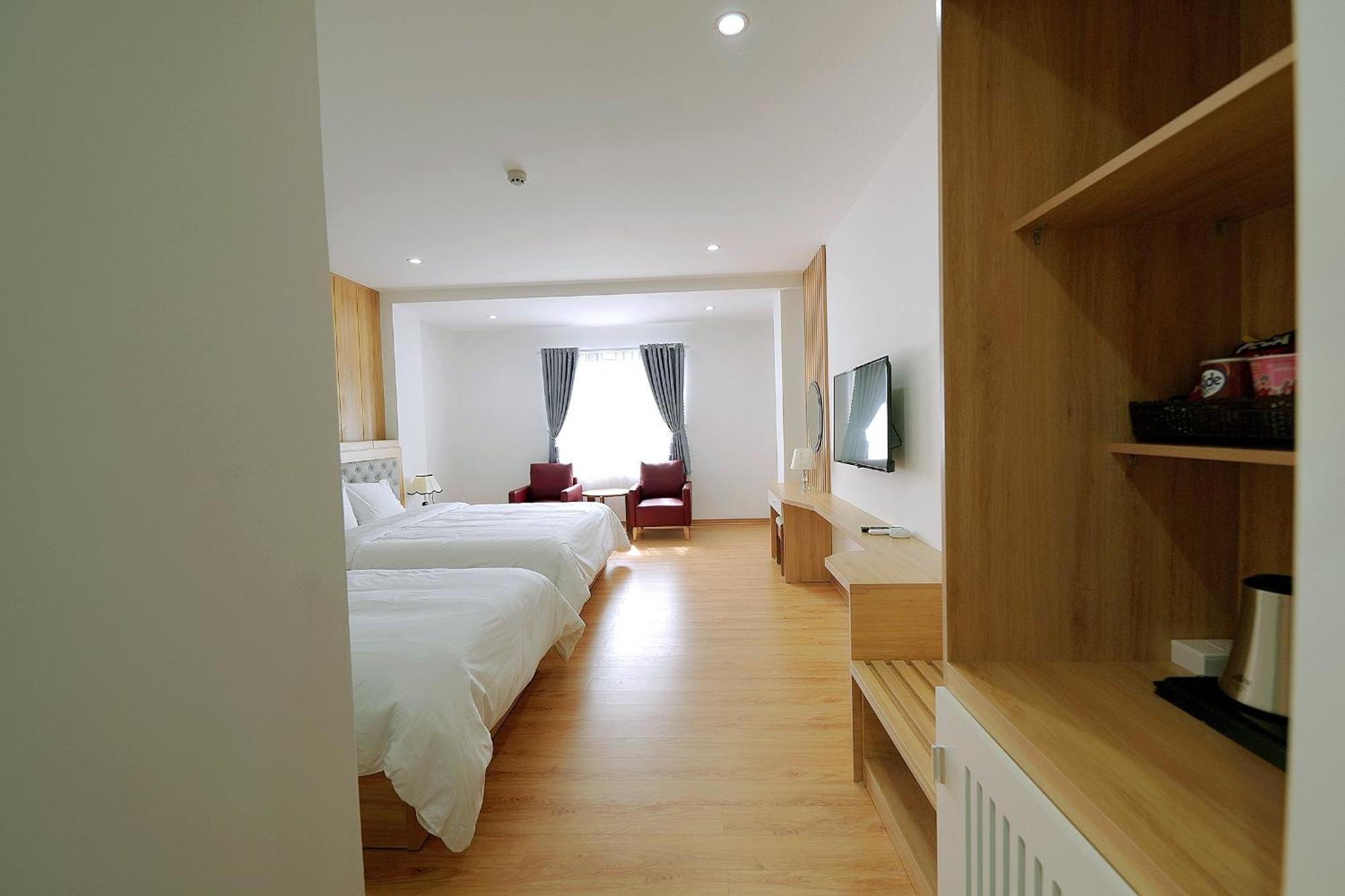 Khach San Xa Nu Hotell Kon Tum Exteriör bild